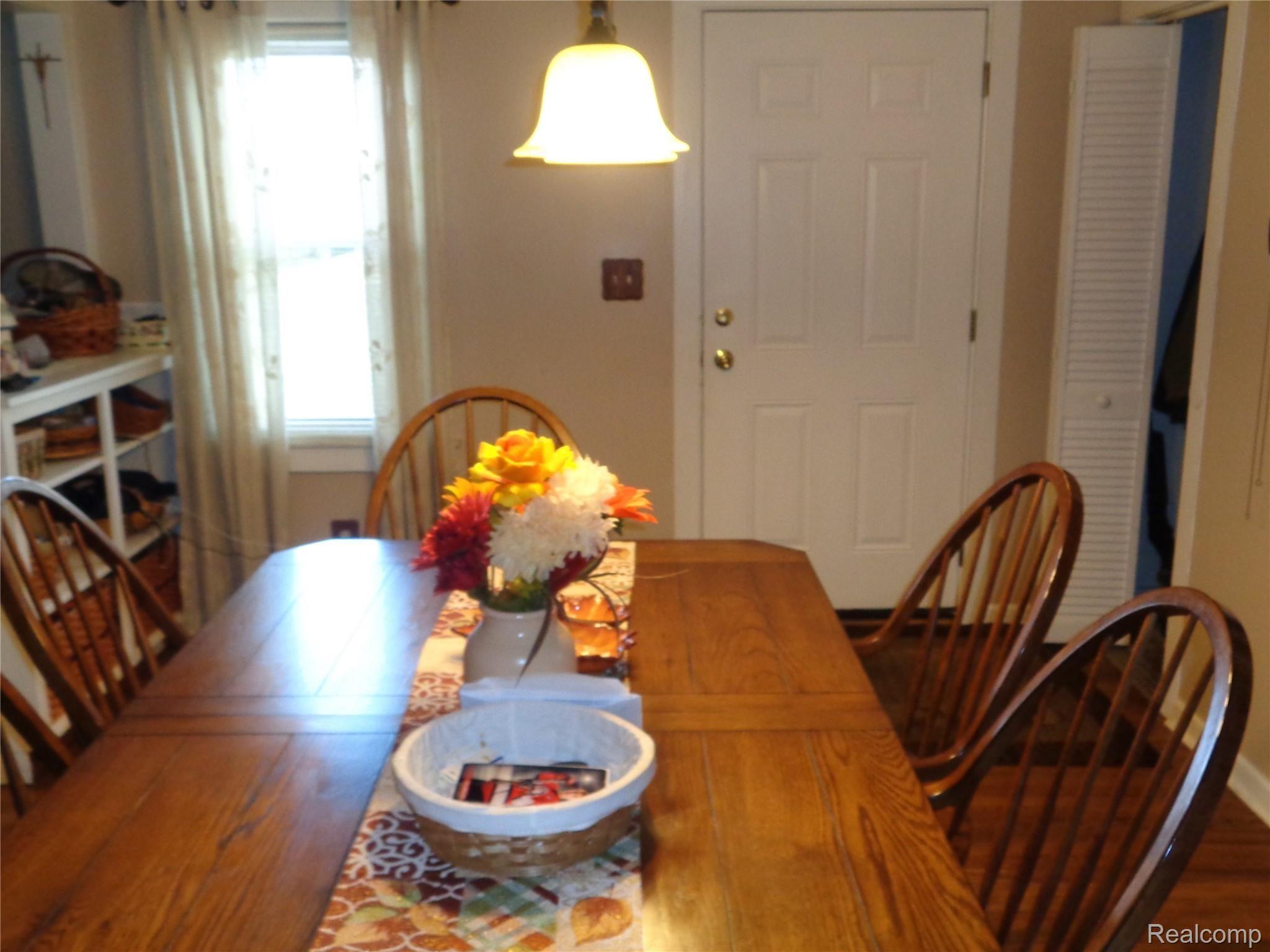 14940 Monroe Road Flat Rock, MI 48134 - Photo 14 of 35 DSC01080.JPG