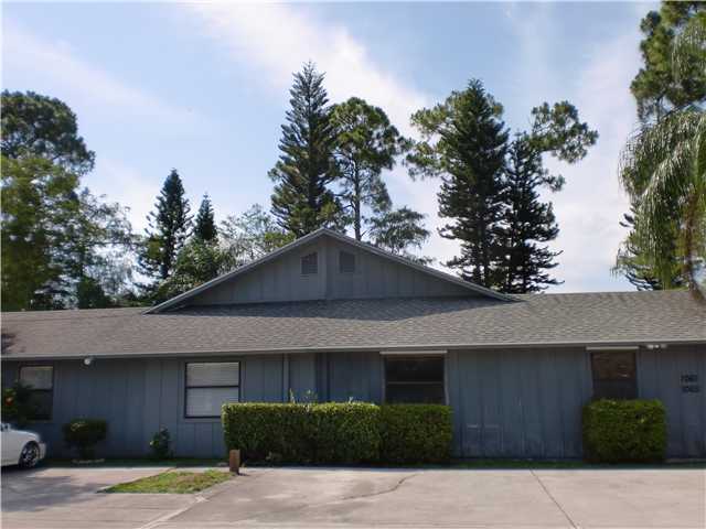 1067 Goldenrod Road Wellington, FL 33414 - Photo 1 of 25 Primary Photo