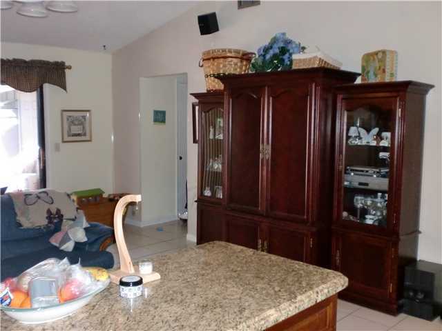 1067 Goldenrod Road Wellington, FL 33414 - Photo 10 of 25 Additional Photo