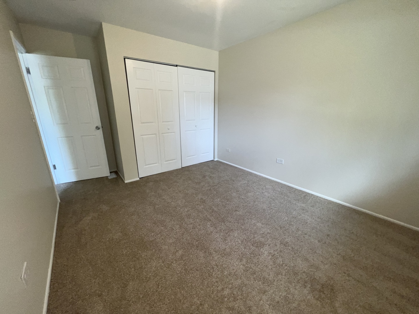537 Nathan Road University Park, IL 60484 - Photo 10 of 27 an empty room with windows