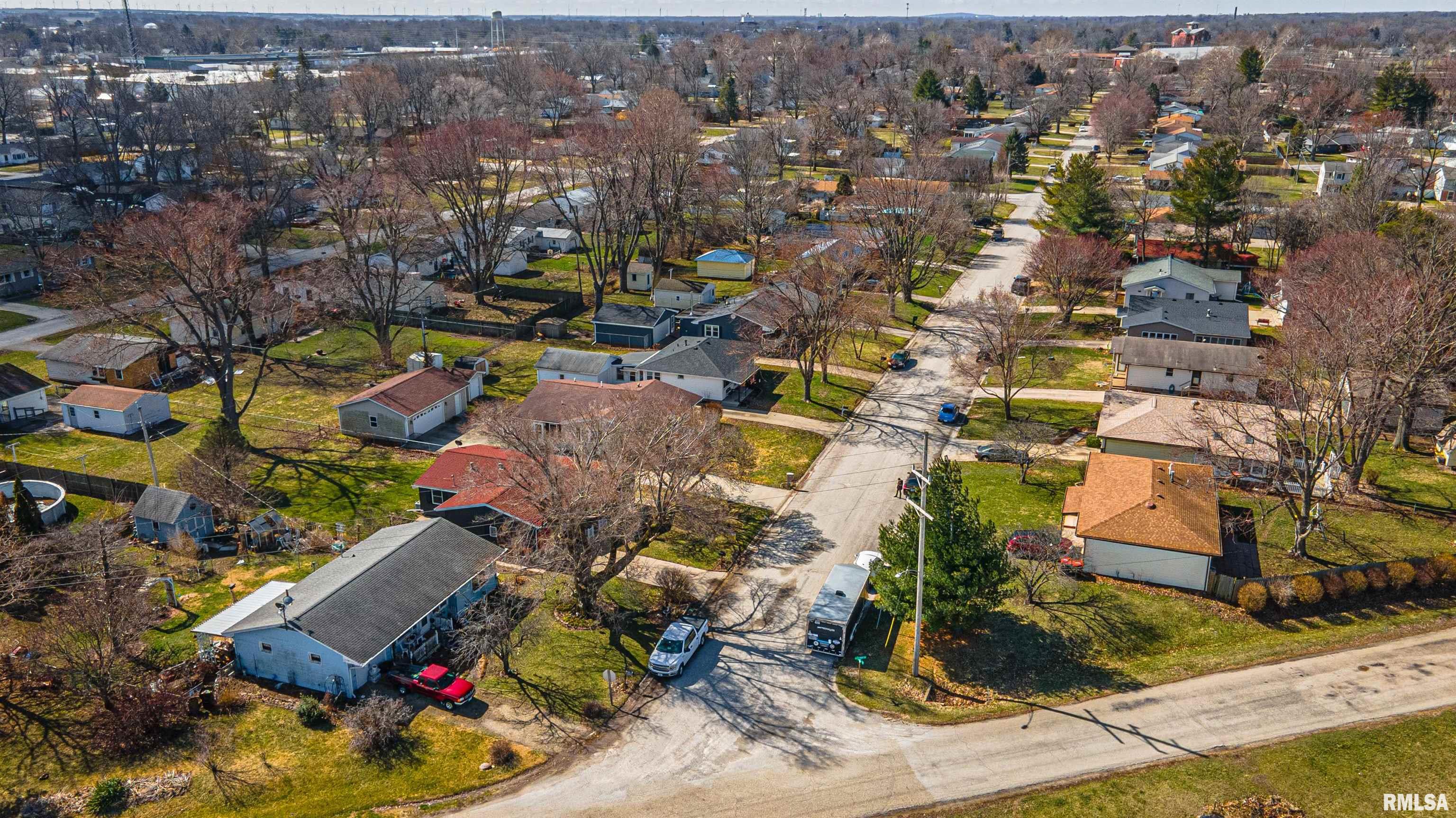 1720 Rutledge Drive Lincoln, IL 62656 - Photo 27 of 27 Gallery Image 27
