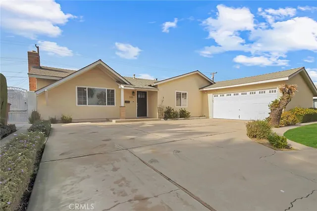 $3,800 | 1115 South Groveland Place, Anaheim, CA 92806