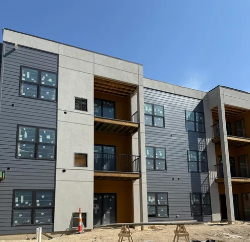 $2,200 | 2645 Burton Road, Unit BLD 4, Ann Arbor, MI 48104