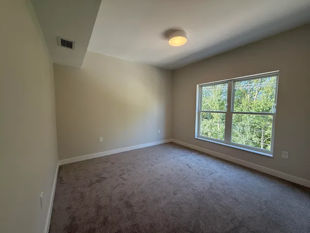 $2,200 | 2645 Burton Road, Unit BLD 4, Ann Arbor, MI 48104