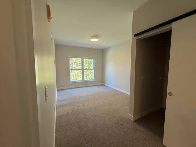 $2,200 | 2645 Burton Road, Unit BLD 4, Ann Arbor, MI 48104