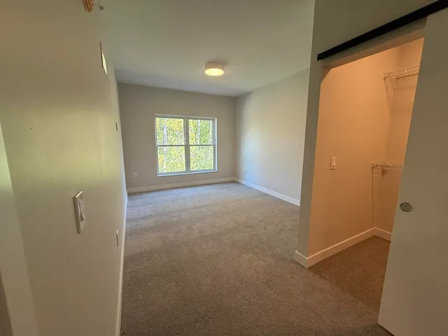 $2,200 | 2645 Burton Road, Unit BLD 4, Ann Arbor, MI 48104