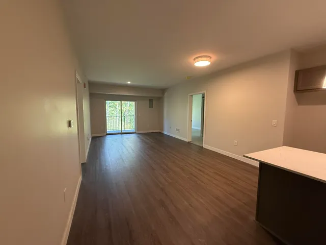 $2,200 | 2645 Burton Road, Unit BLD 4, Ann Arbor, MI 48104