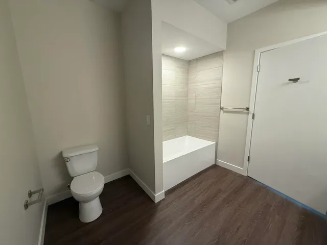 $2,200 | 2645 Burton Road, Unit BLD 4, Ann Arbor, MI 48104