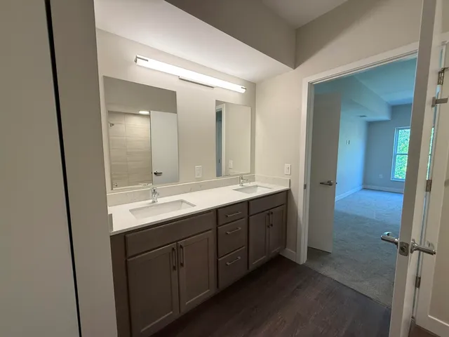 $2,200 | 2645 Burton Road, Unit BLD 4, Ann Arbor, MI 48104