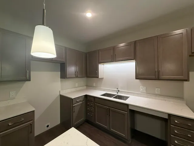 $2,200 | 2645 Burton Road, Unit BLD 4, Ann Arbor, MI 48104