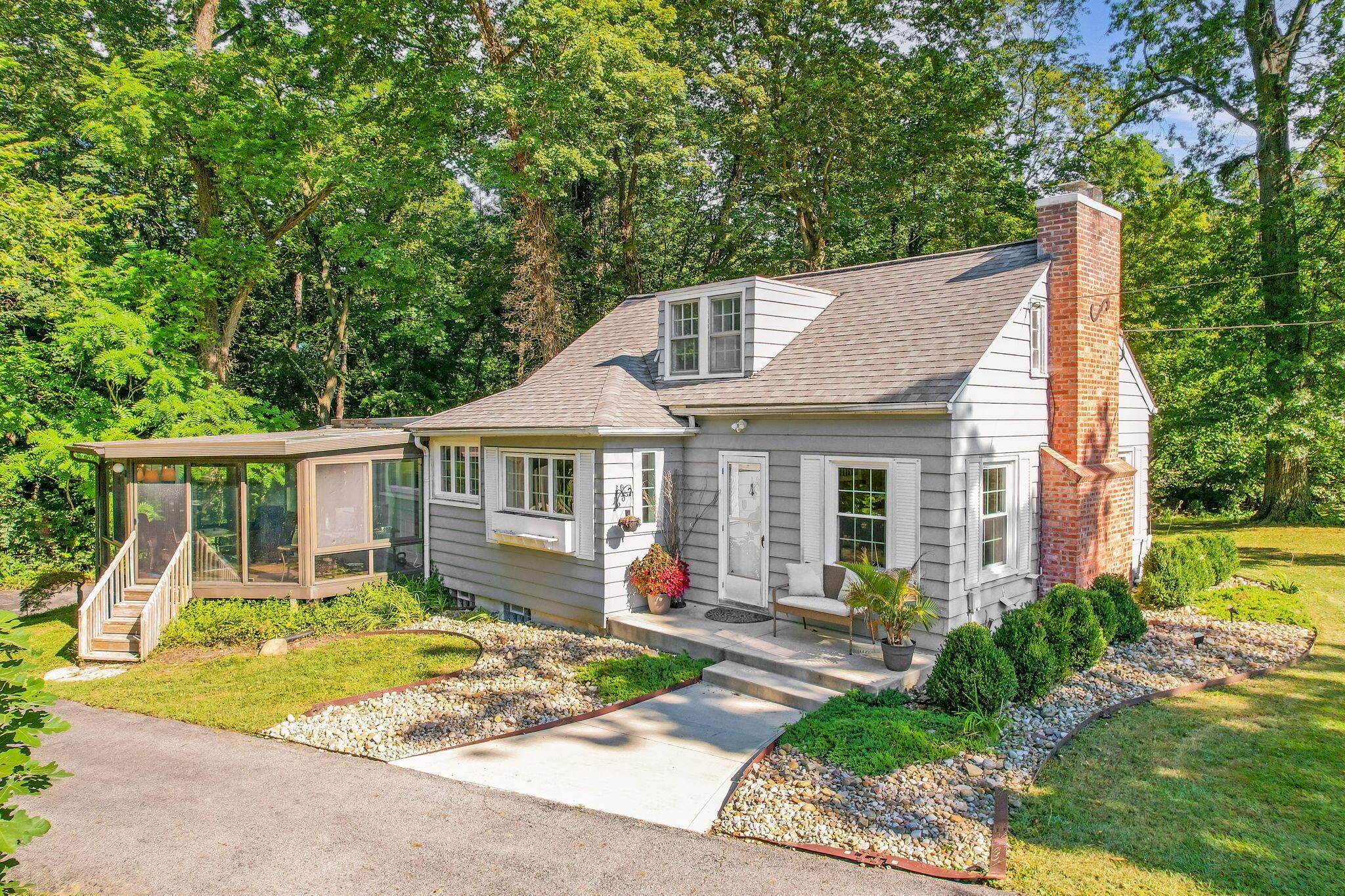 7949 Flint Road Columbus, OH 43235 - Photo 53 of 68 53-web-or-mls-DJI_0137