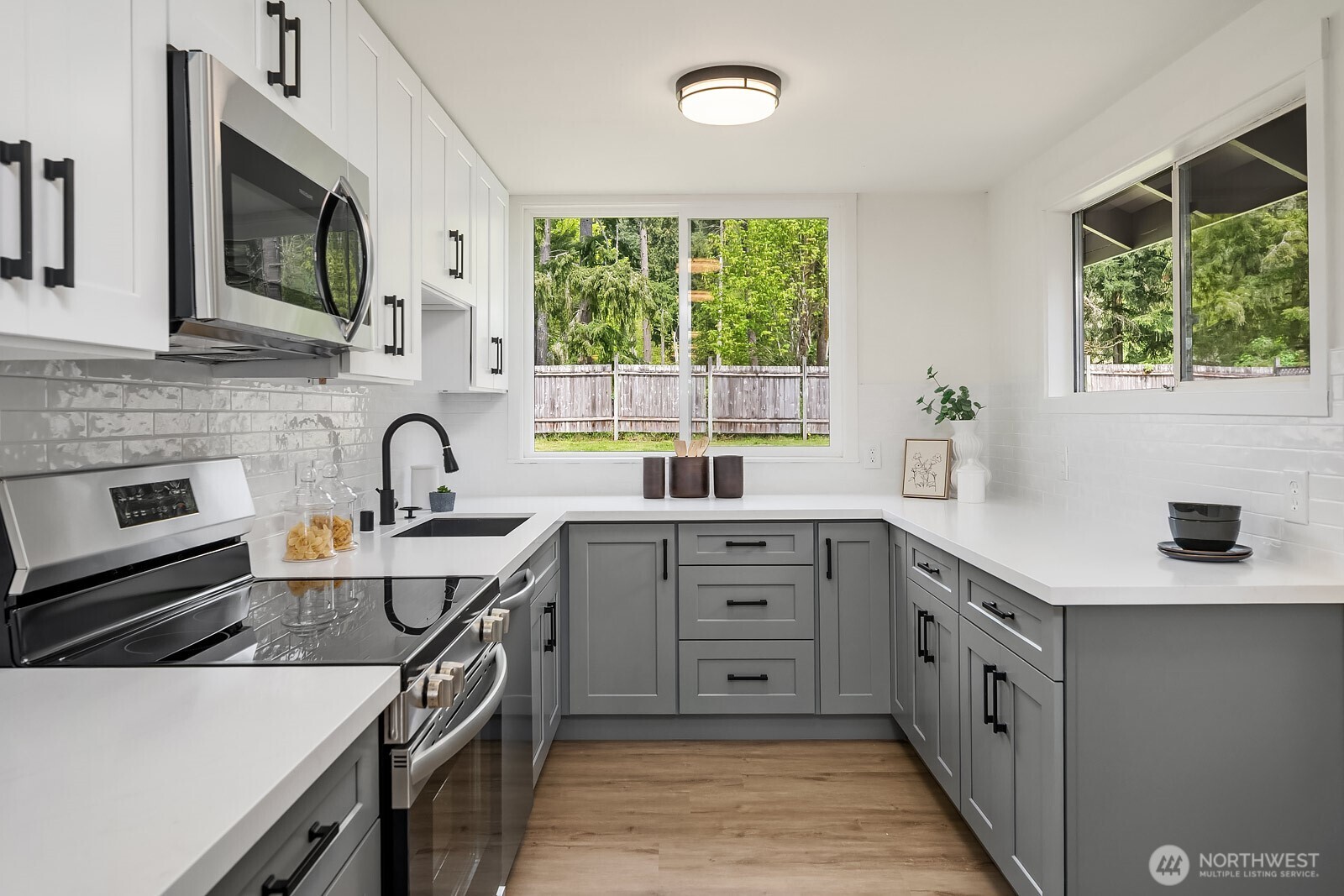 21610 Southeast May Valley Road Issaquah, WA 98027 - Photo 11 of 24