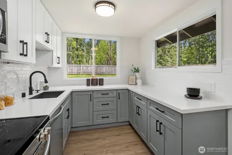 $649,950 | 21610 Southeast May Valley Road, Issaquah, WA 98027