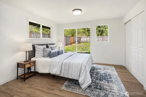 $649,950 | 21610 Southeast May Valley Road, Issaquah, WA 98027