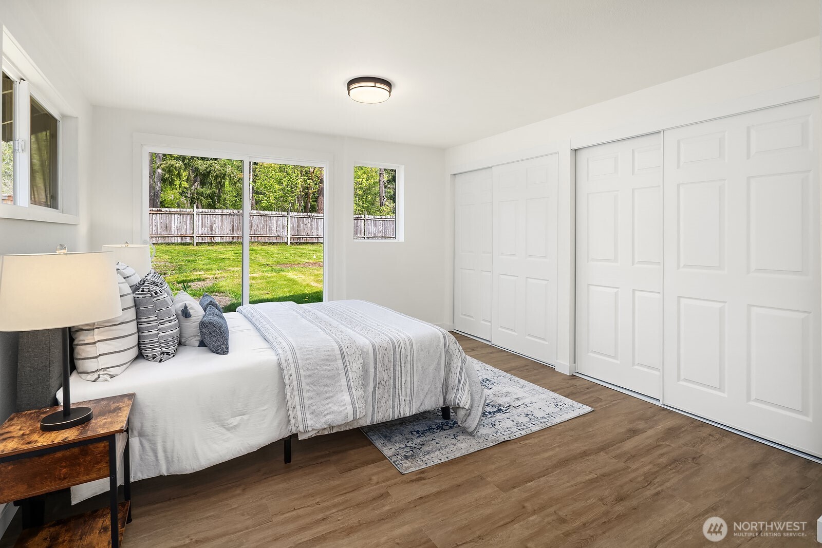 21610 Southeast May Valley Road Issaquah, WA 98027 - Photo 14 of 24