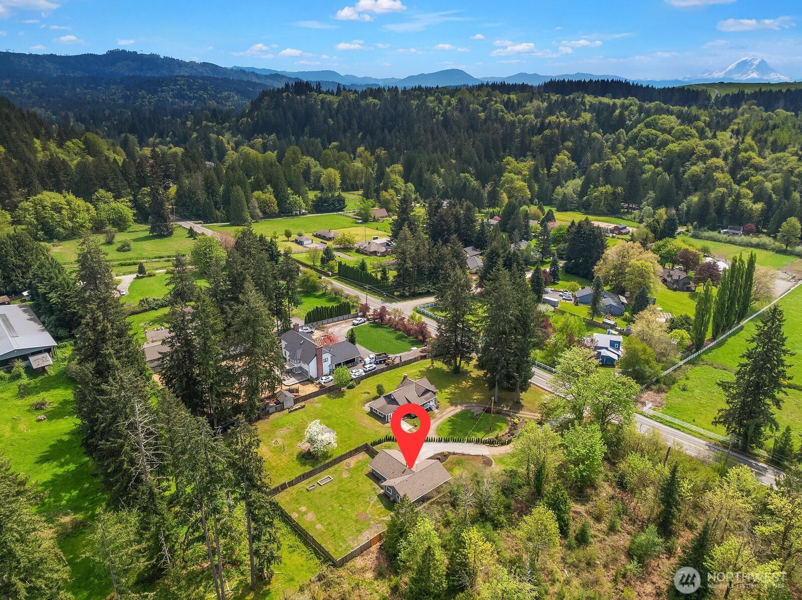 21610 Southeast May Valley Road Issaquah, WA 98027 - Photo 23 of 24