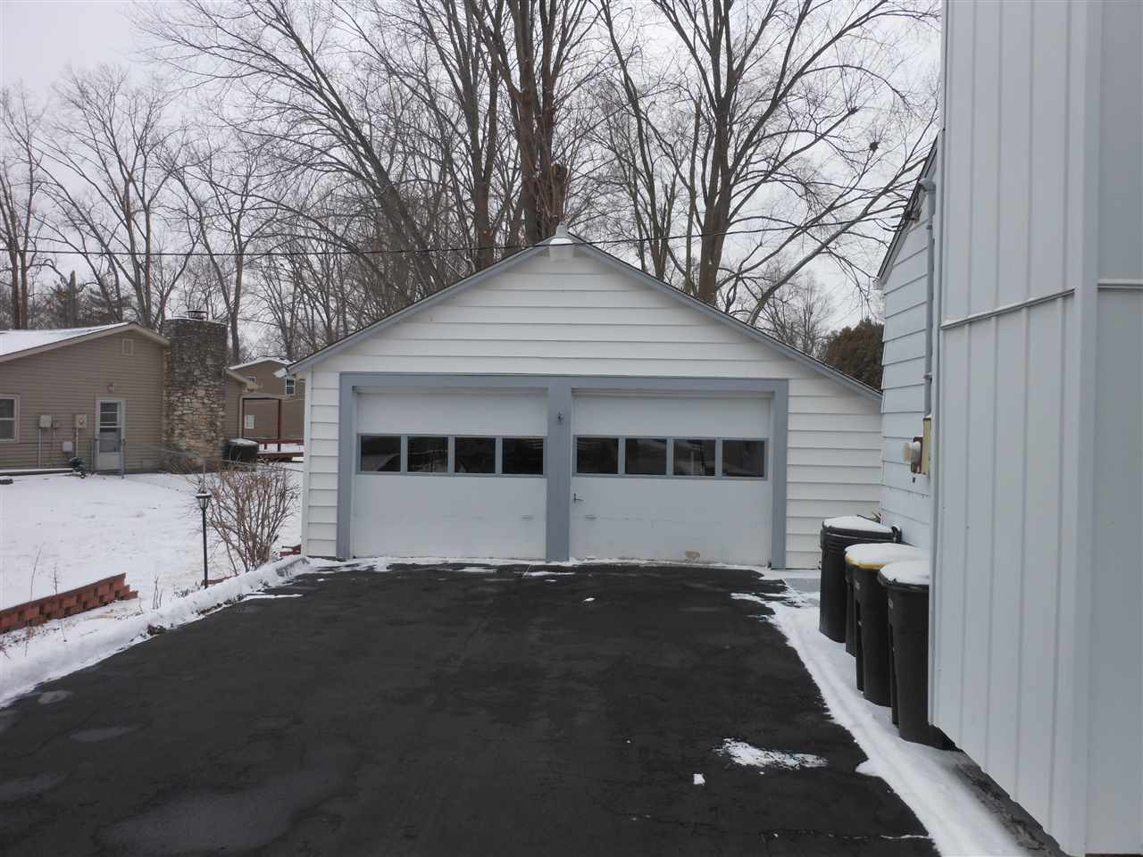 2618 Sand Point Road Fort Wayne, IN 46809 - Photo 3 of 4