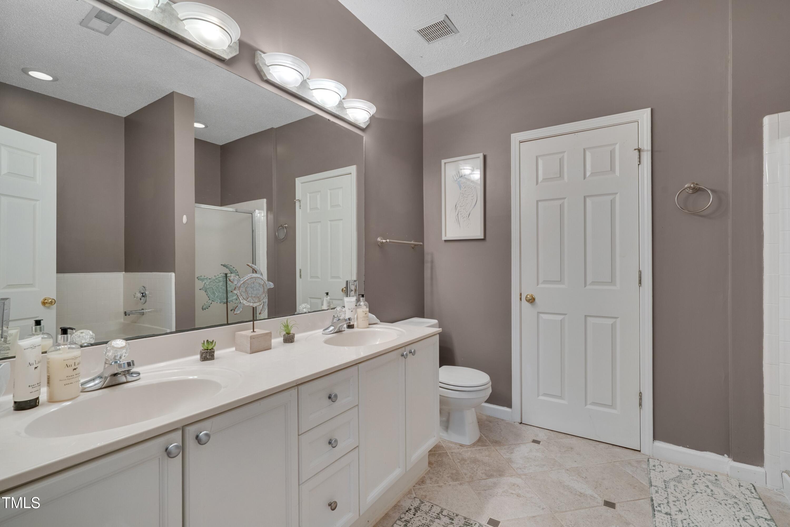 7705 Astoria Place Raleigh, NC 27612 - Photo 19 of 34 21-7705 Astoria Place -21