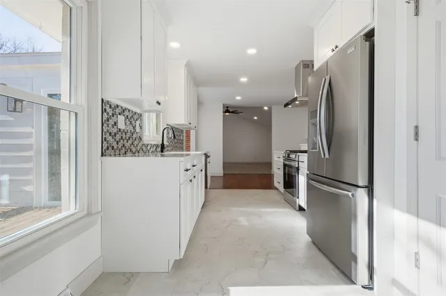 $399,000 | 3009 East Oakland Avenue, Bloomington, IL 61704