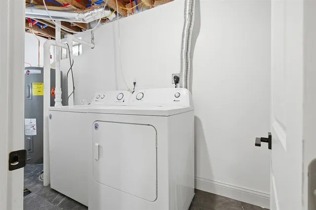 $399,000 | 3009 East Oakland Avenue, Bloomington, IL 61704