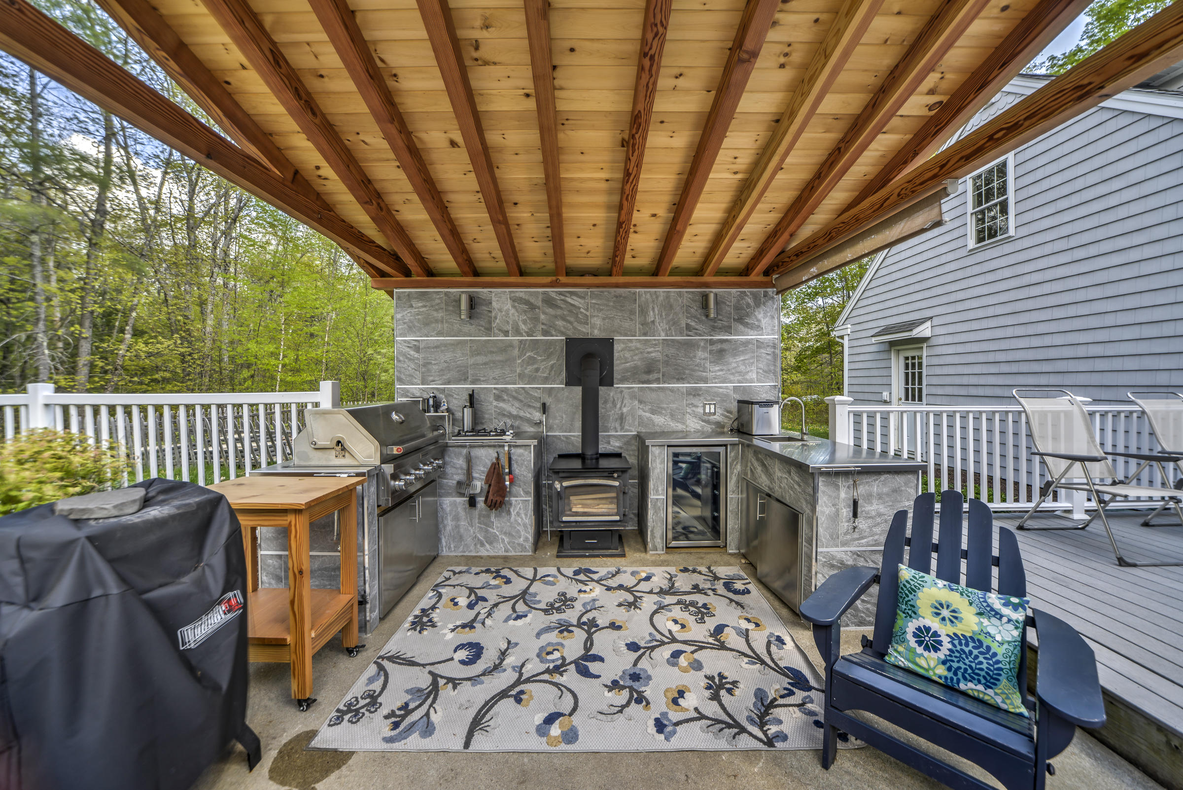 9 Carriage Hill Road Raymond, ME 04071 - Photo 15 of 48 Outdoor Kitchen108351-grhd-11