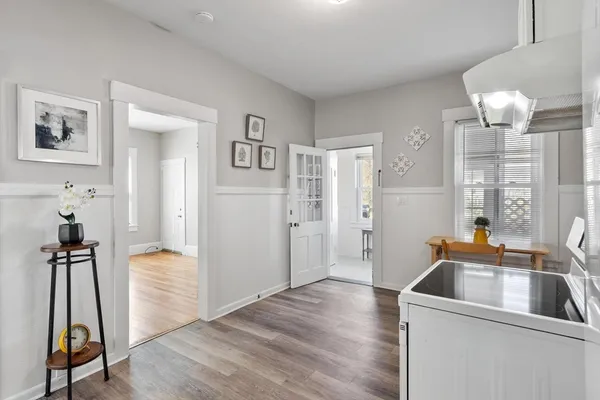 $320,000 | 15 R Warren Avenue, Unit 15R, Chelmsford, MA 01824