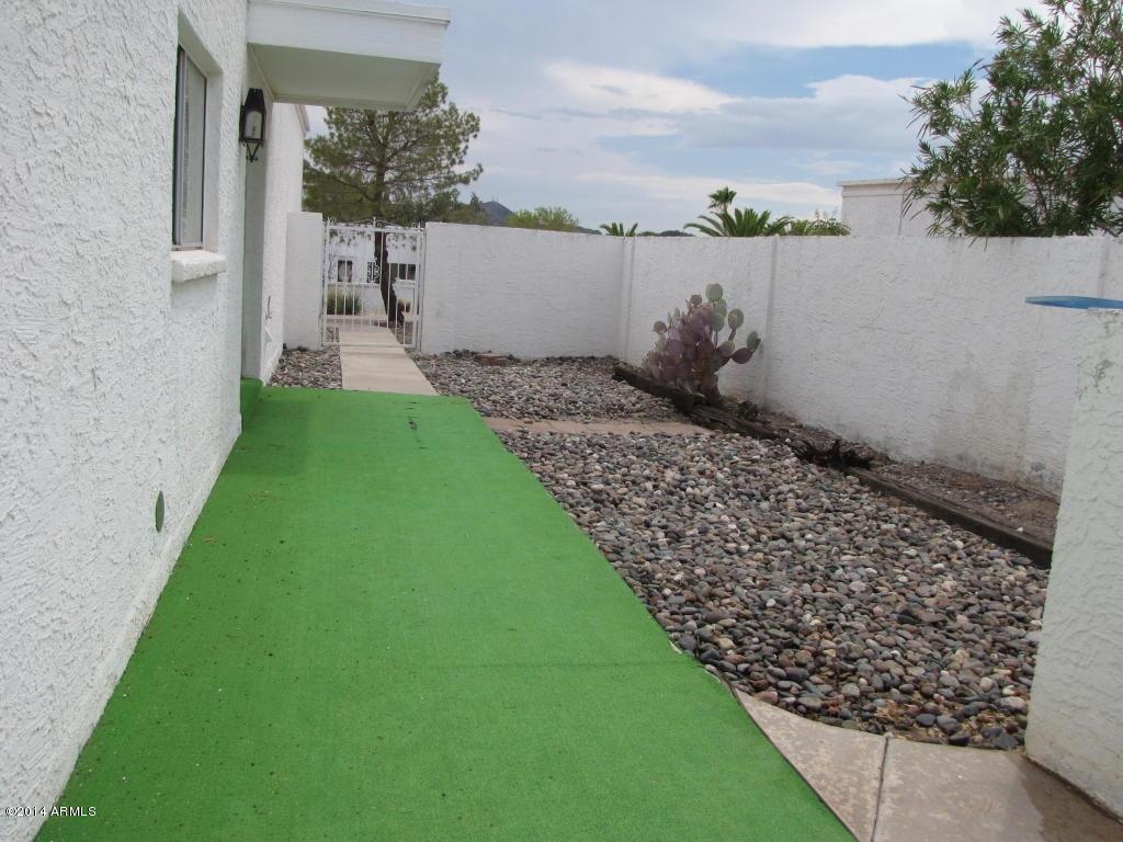 1222 East Winged Foot Road Phoenix, AZ 85022 - Photo 16 of 25 a2