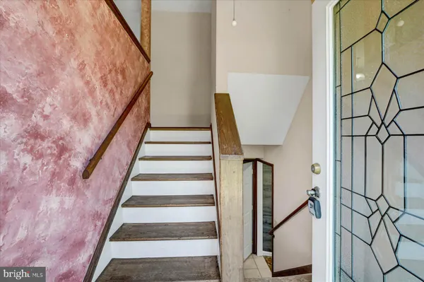 a view of entryway