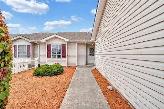 $320,000 | 8416 Stoney Corner Lane, Roanoke, VA 24019