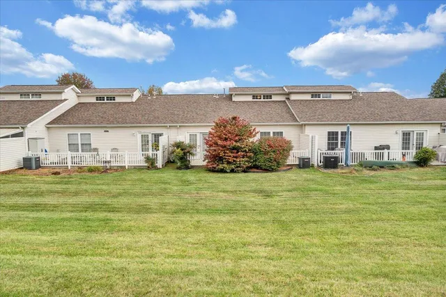 $320,000 | 8416 Stoney Corner Lane, Roanoke, VA 24019