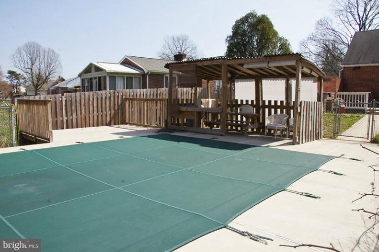 9226 Ravenwood Road Rosedale, MD 21237 - Photo 22 of 30 In-ground Pool and Cabana