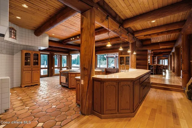 $8,500,000 | 53373-9 Highway 95, Bonners Ferry, ID 83805