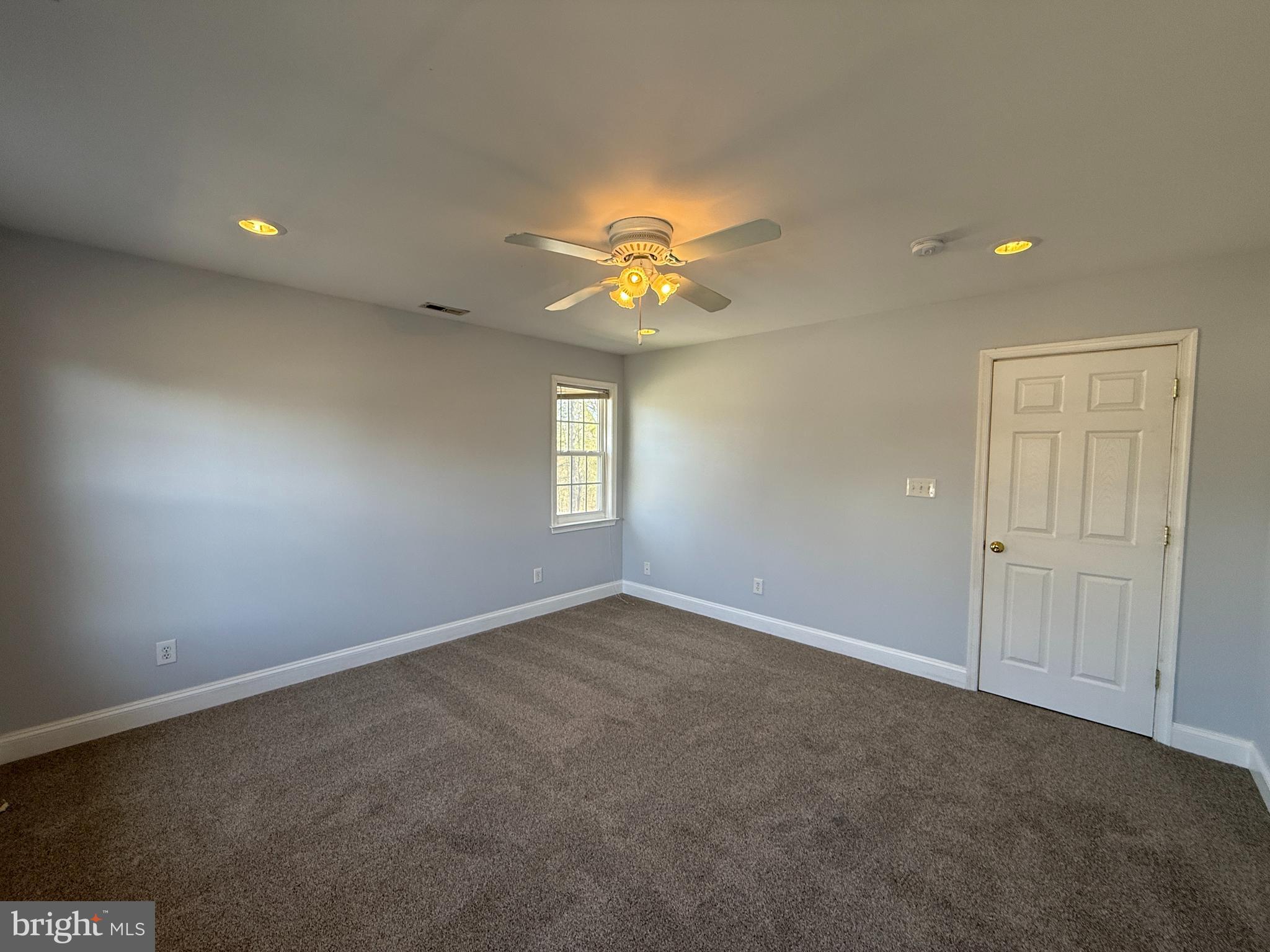 238 5th Street Colonial Beach, VA 22443 - Photo 22 of 28