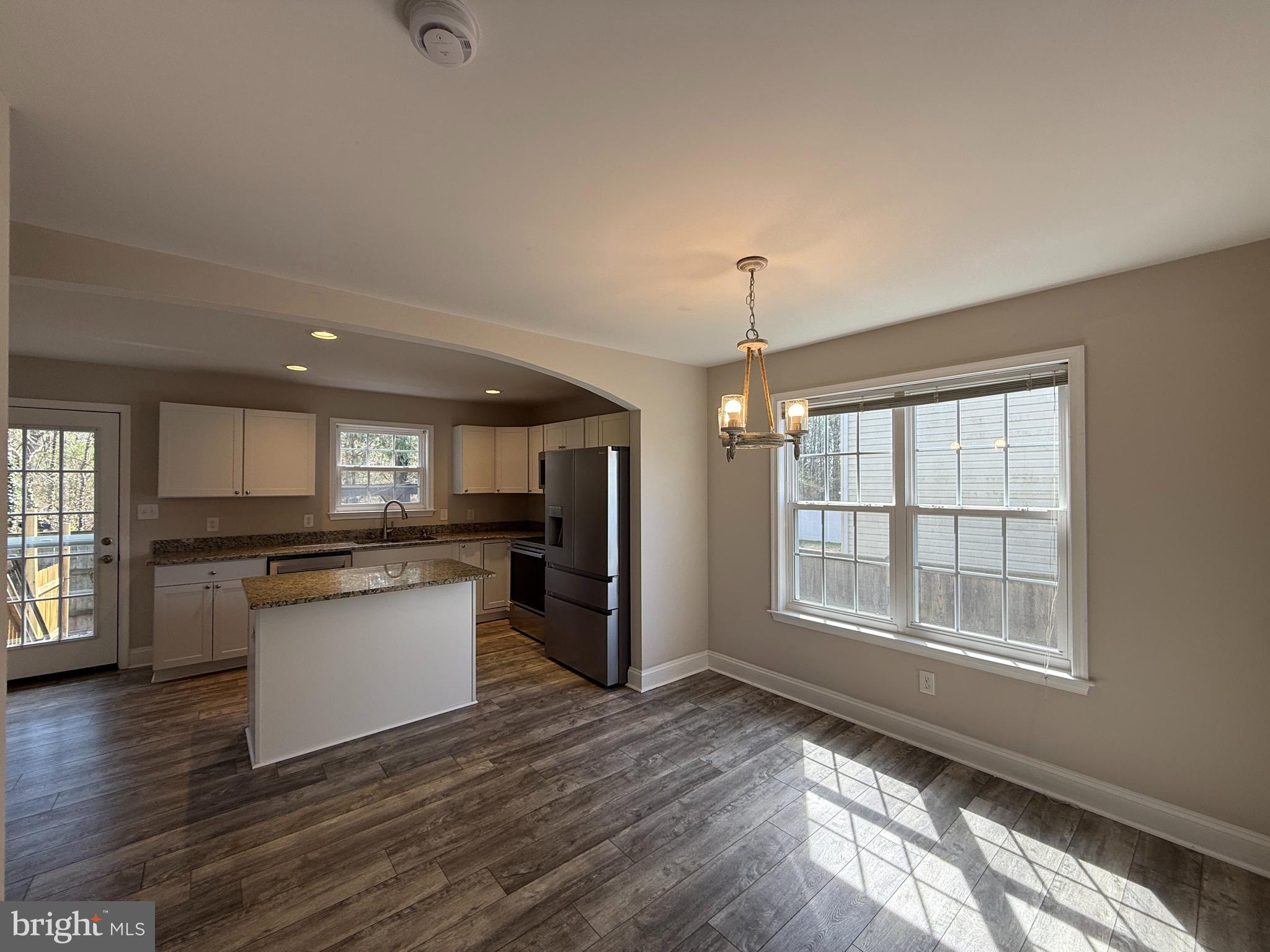 238 5th Street Colonial Beach, VA 22443 - Photo 5 of 28
