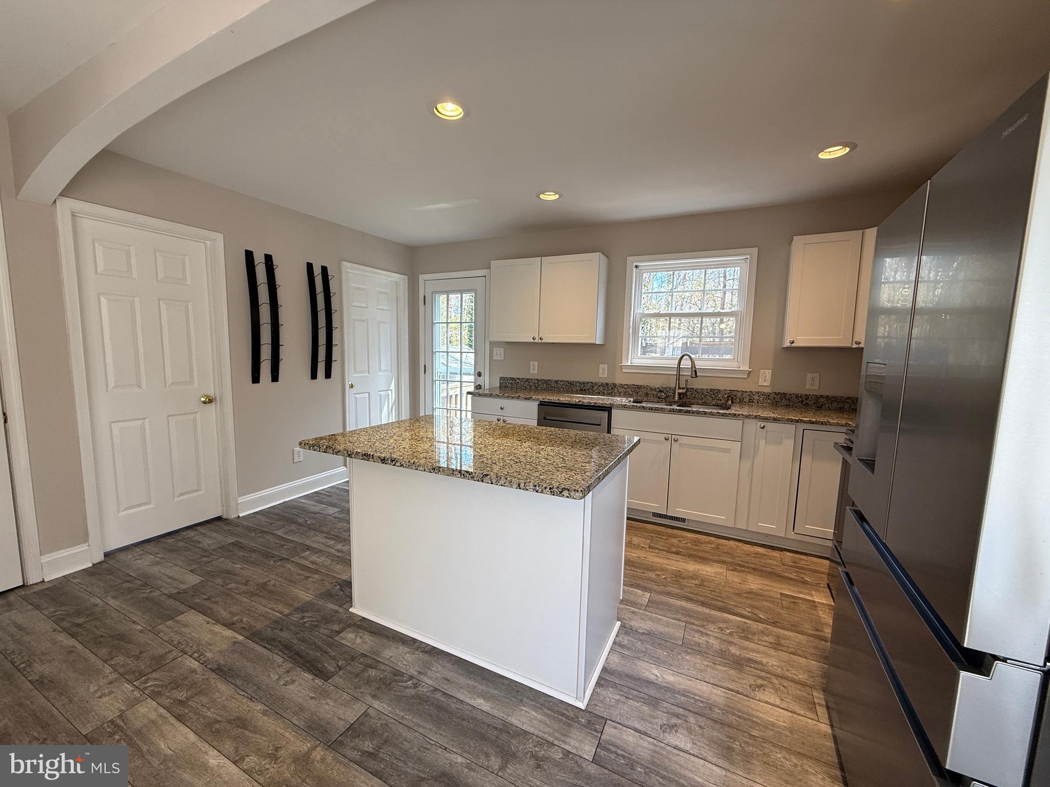 238 5th Street Colonial Beach, VA 22443 - Photo 6 of 28