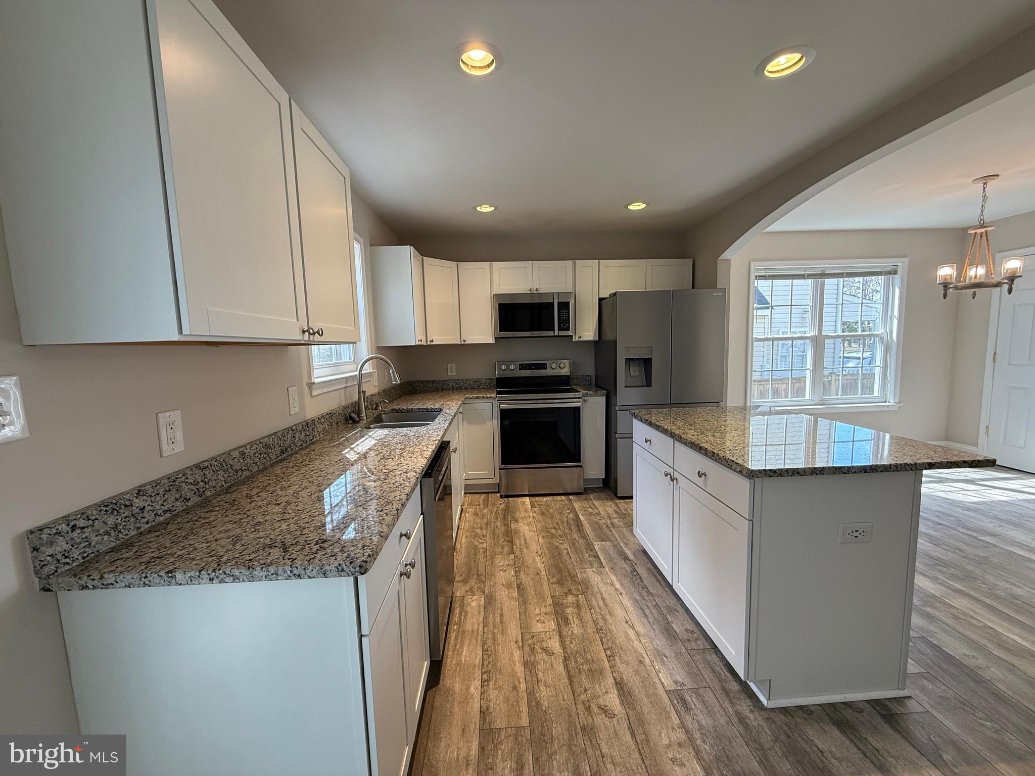 238 5th Street Colonial Beach, VA 22443 - Photo 8 of 28