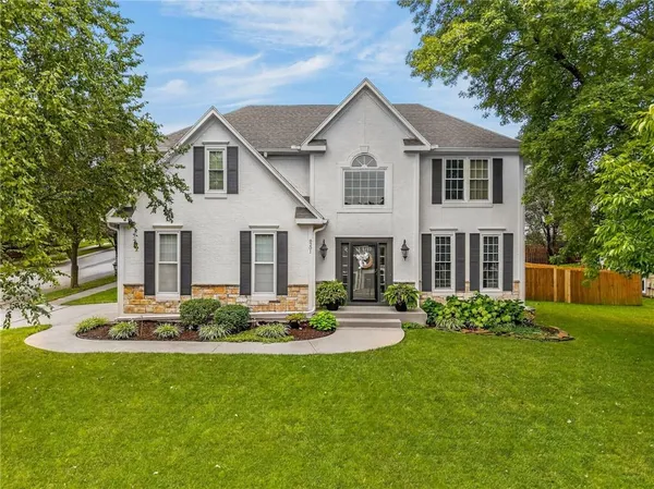 $459,900 | 8201 Northwest 80th Terrace, Kansas City, MO 64152