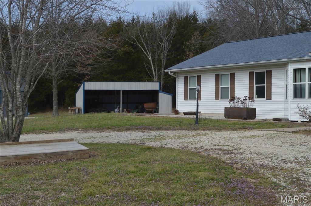 222 Scanland Farm Road Montgomery City, MO 63361 - Photo 3 of 69