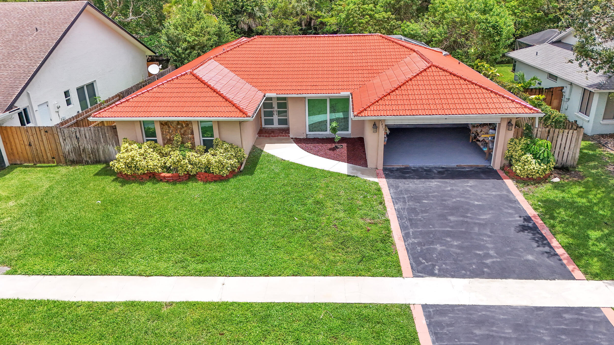21452 Woodchuck Lane Boca Raton, FL 33428 - Photo 2 of 48 2