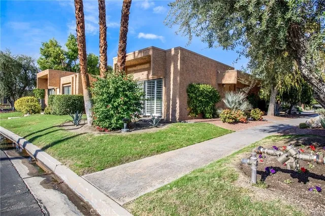 $448,000 | 5784 Los Coyotes Drive, Palm Springs, CA 92264