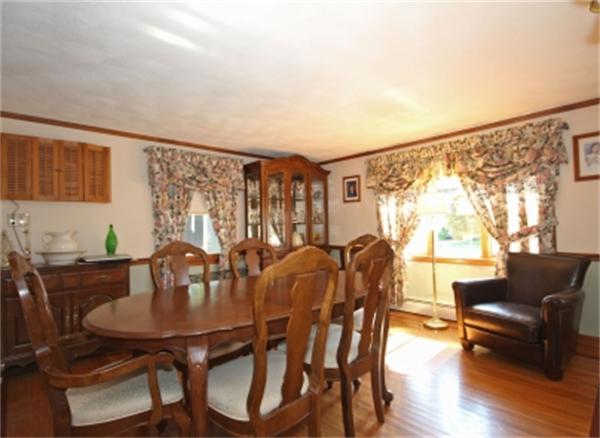 40 Crestview Road Waltham, MA 02451 - Photo 8 of 23