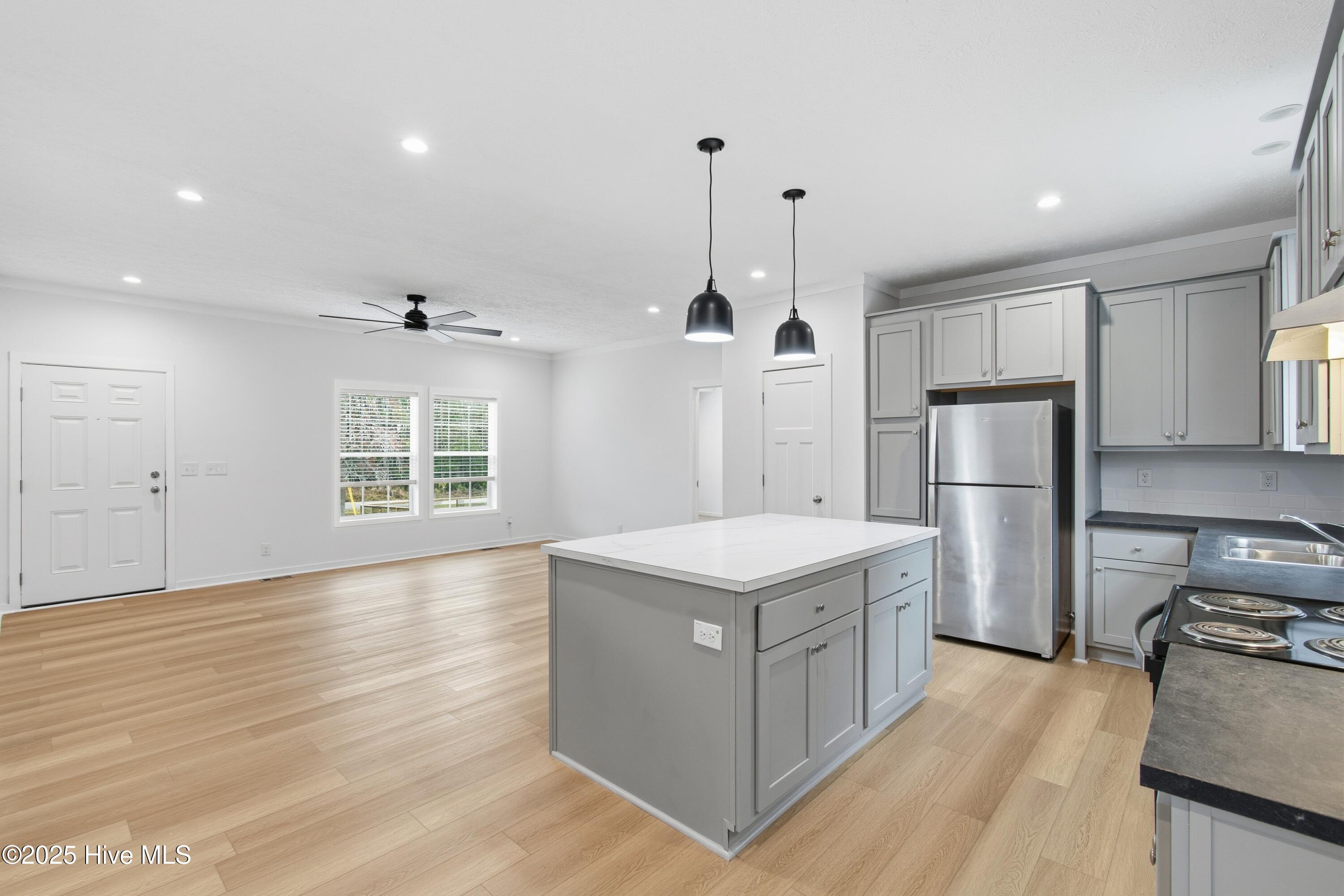 530 Sioux Road Southport, NC 28461 - Photo 11 of 29 Kitchen