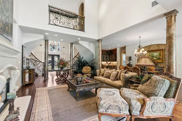 a picture of a city view