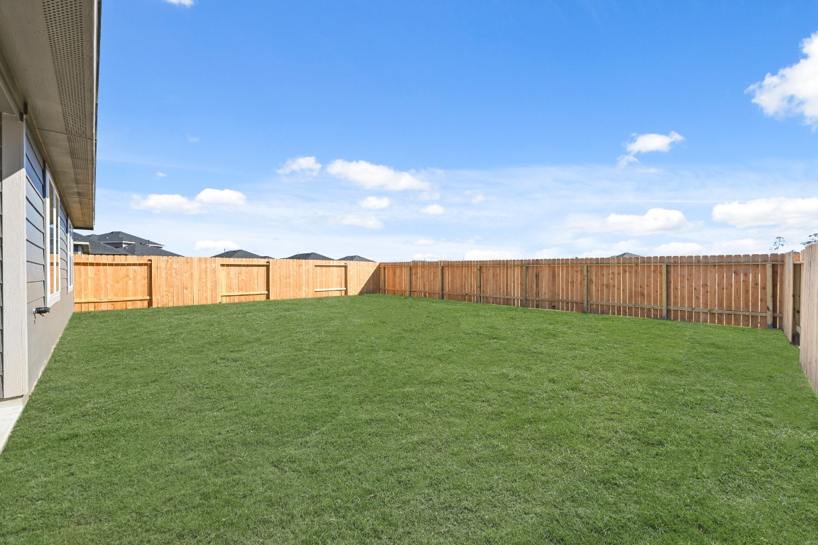 15775 Hanson Ridge Drive Montgomery, TX 77316 - Photo 28 of 33 a view of a yard