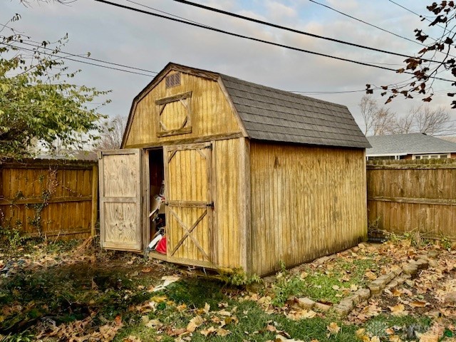 5331 Fishburg Road Dayton, OH 45424 - Photo 3 of 55