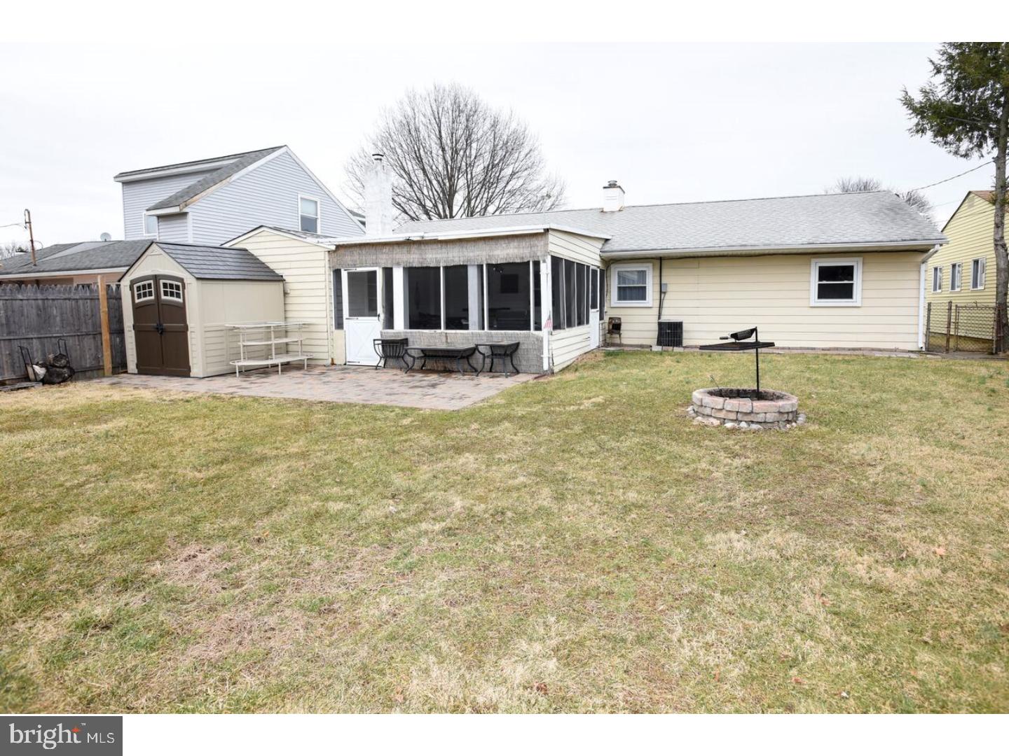 273 Cardiff Road Fairless Hills, PA 19030 - Photo 25 of 25 Exterior Back