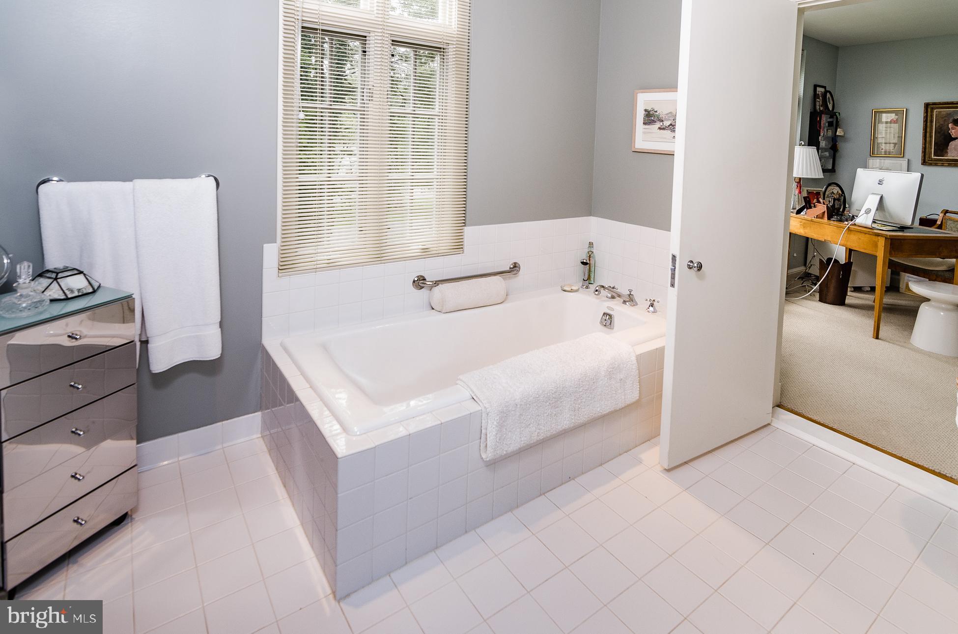 96 Battle Road Princeton, NJ 08540 - Photo 15 of 37 Gallery Image 15