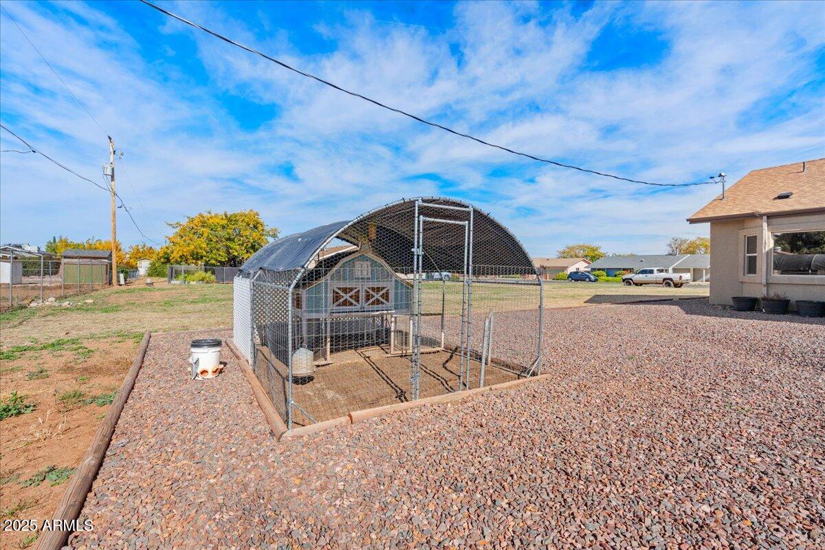 8191 East Gale Road Prescott Valley, AZ 86314 - Photo 27 of 28 CHICKEN COOP