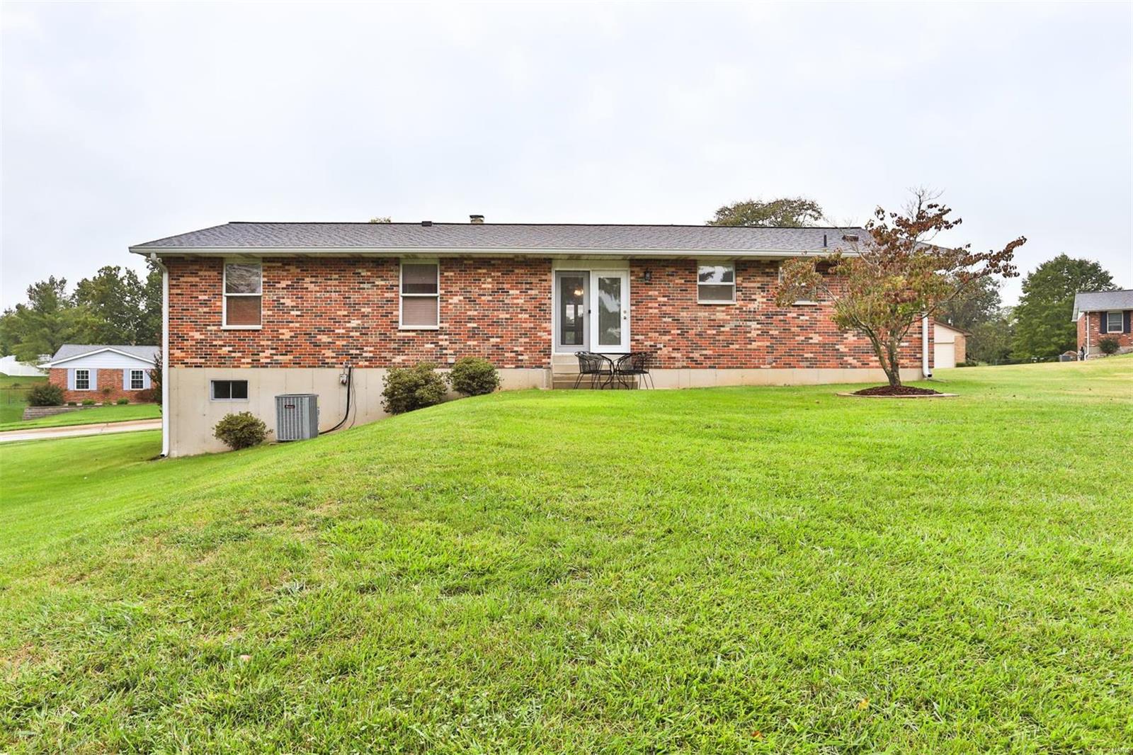 6416 Farmcrest Road St. Louis, MO 63129 - Photo 33 of 35 Gallery Image 33