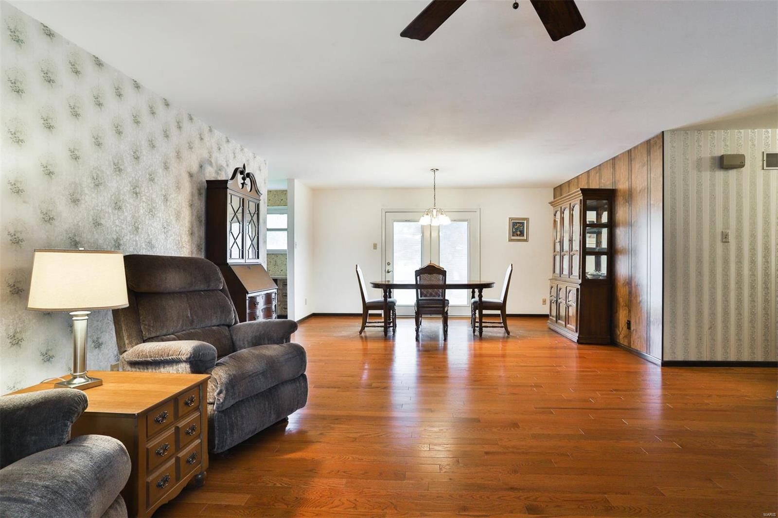 6416 Farmcrest Road St. Louis, MO 63129 - Photo 9 of 35 Gallery Image 9